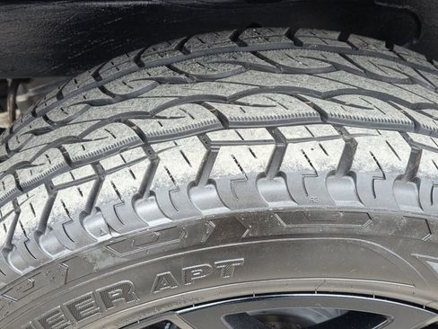 Used 2022 Chevrolet Silverado 1500 RST w/ Convenience Package II image 43