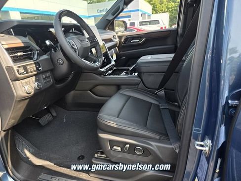 New 2026 GMC Yukon Denali w/ Denali Reserve Package AWD/4WD image 7
