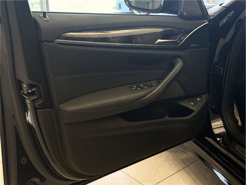 Used 2023 BMW 530e w/ M Sport Package RWD image 14