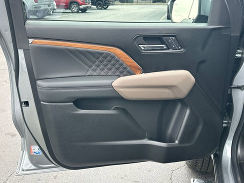 Used 2026 GMC Canyon Denali AWD/4WD image 11