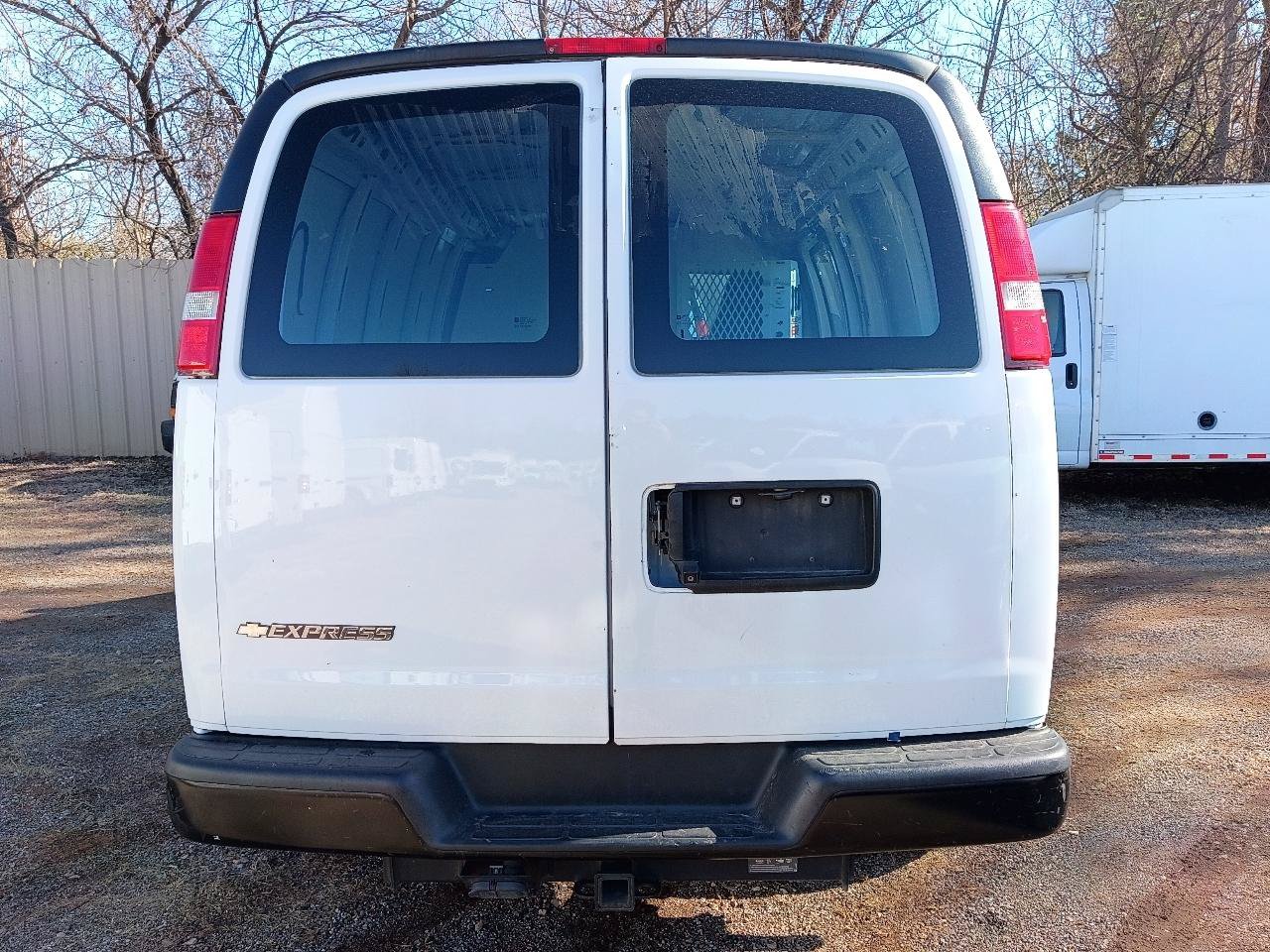 Used 2019 Chevrolet Express 2500 w/ Driver Convenience Package RWD image 6
