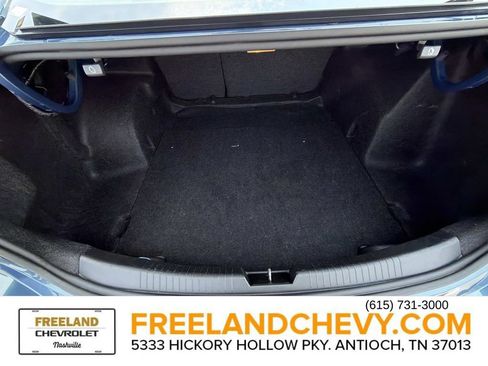 Used 2024 Chevrolet Malibu LT FWD image 15