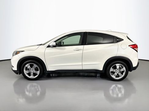 Certified 2017 Honda HR-V EX image 8