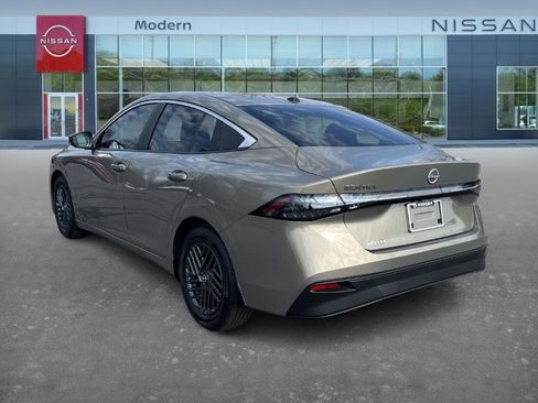 New 2026 Nissan Sentra SV image 7