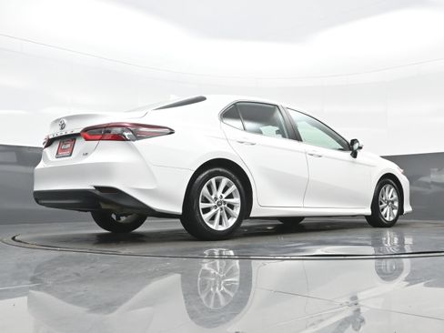 Used 2024 Toyota Camry LE FWD image 31