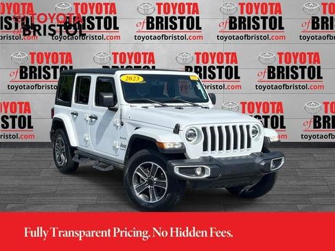 Used 2023 Jeep Wrangler Unlimited Sahara w/ Cold Weather Group AWD/4WD image 1