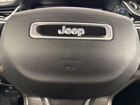 Used 2023 Jeep Grand Cherokee 4WD 4xe image 35