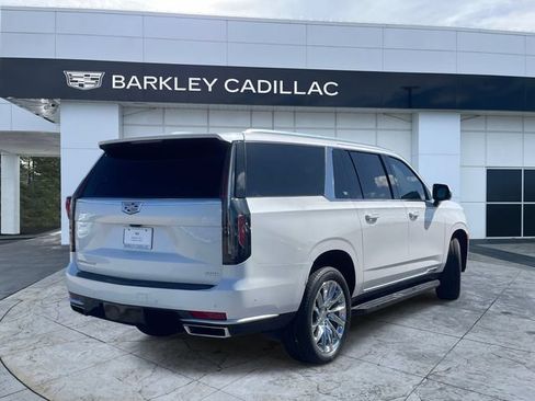 Certified 2021 Cadillac Escalade ESV Premium Luxury AWD/4WD image 3