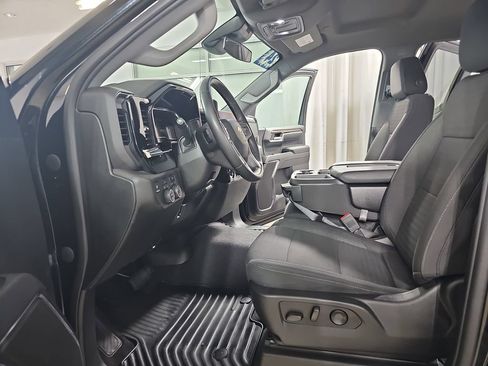 Certified 2024 Chevrolet Silverado 1500 LT AWD/4WD image 18