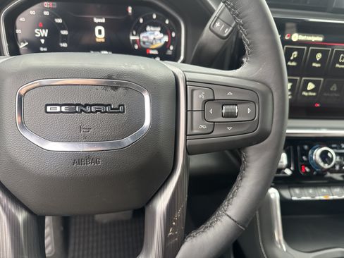 New 2026 GMC Sierra 2500 Denali Ultimate AWD/4WD image 19