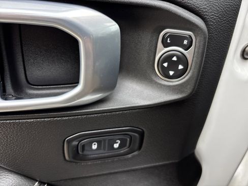 Used 2023 Jeep Wrangler Unlimited Sahara w/ Cold Weather Group image 22