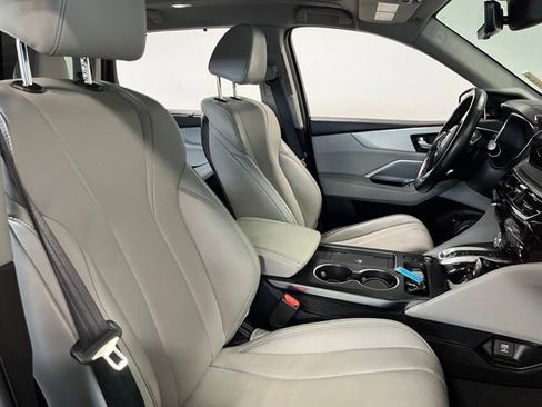 Used 2025 Acura MDX SH-AWD w/ Technology Package image 10