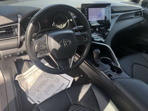 Used 2023 Toyota Camry SE FWD image 14