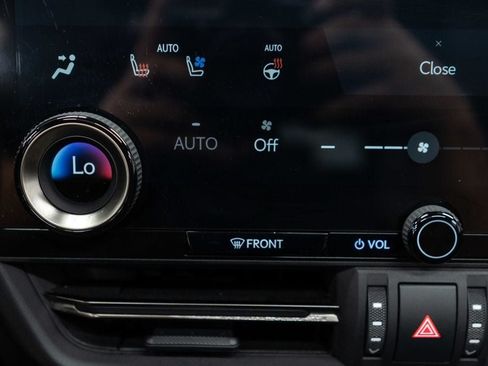 Used 2024 Lexus GX 550 AWD/4WD image 27