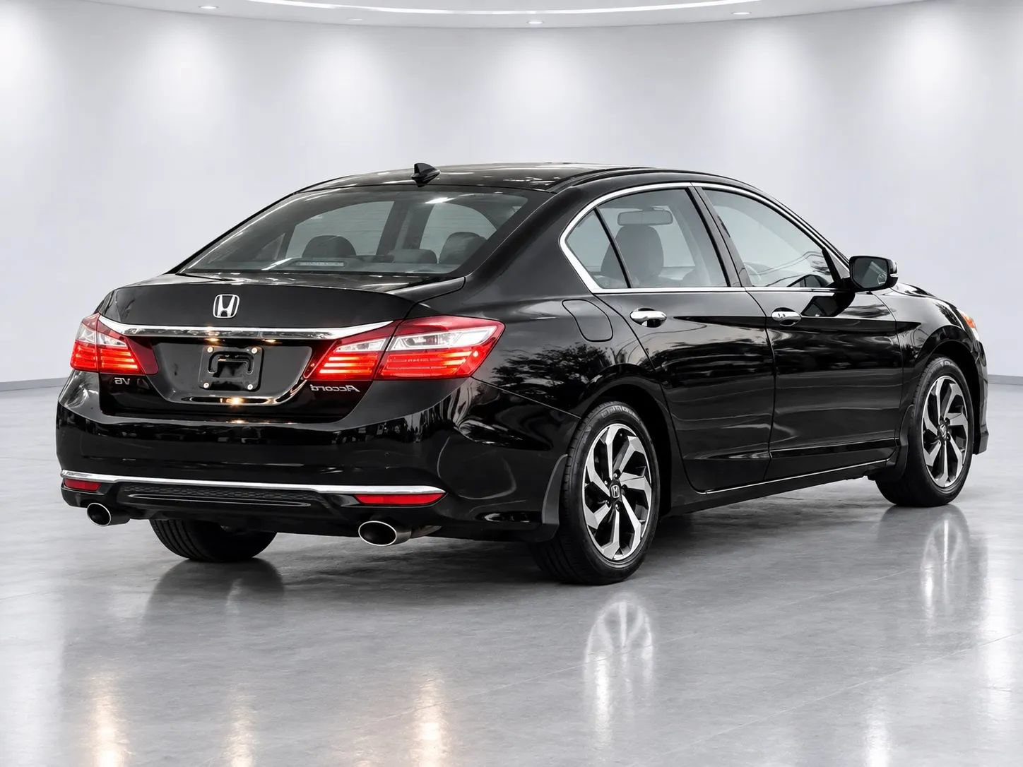Used 2017 Honda Accord EX-L image 6