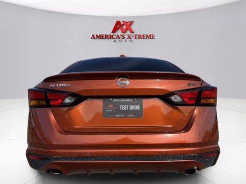 Used 2020 Nissan Altima 2.5 SR FWD image 5