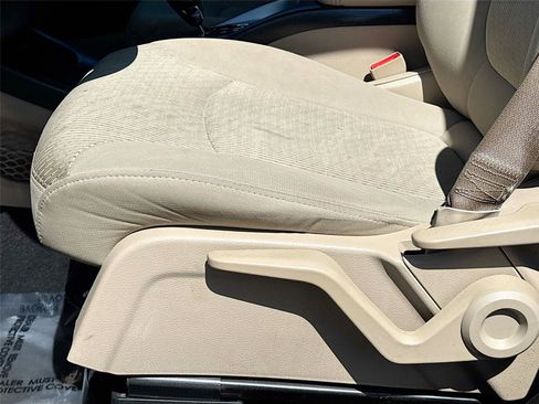 Used 2018 Dodge Journey SE w/ Connectivity Group image 18