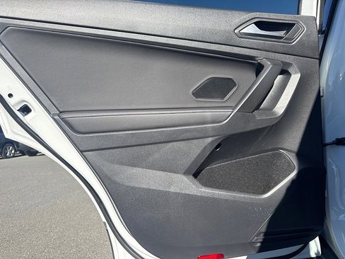 Used 2022 Volkswagen Tiguan S image 12