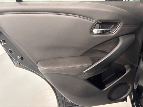 Used 2017 Acura RDX AWD w/ Advance Package image 23