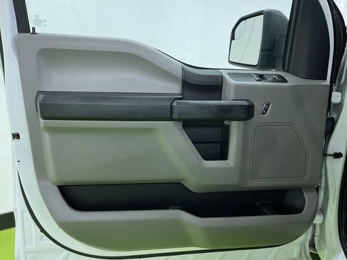 Used 2018 Ford F150 XL w/ Equipment Group 101A Mid image 16