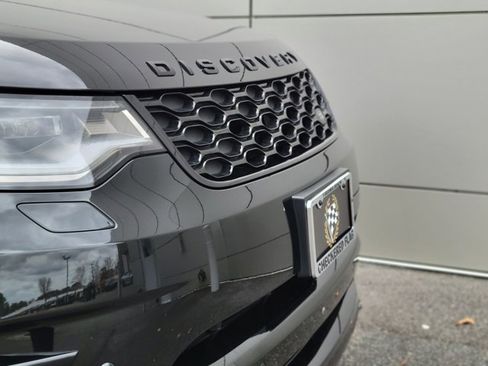 Used 2024 Land Rover Discovery Dynamic SE image 41