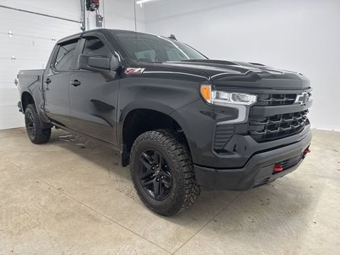 Used 2024 Chevrolet Silverado 1500 LT Trail Boss image 3