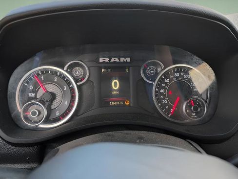 Used 2019 RAM 3500 Big Horn AWD/4WD image 11