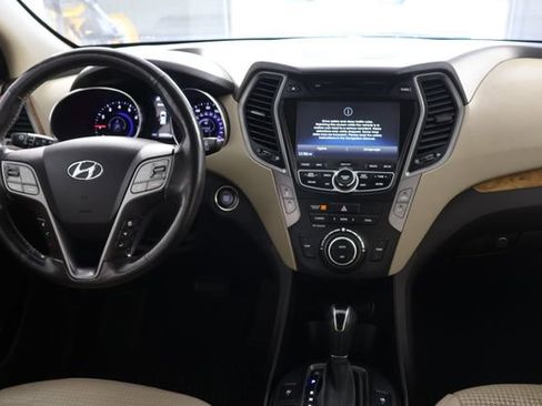 Used 2016 Hyundai Santa Fe Sport 2.0T w/ Option Group 05 AWD/4WD image 2