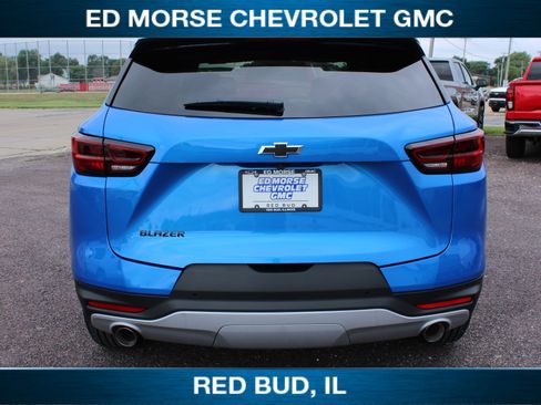 New 2025 Chevrolet Blazer LT w/ Midnight/Sport Edition image 21