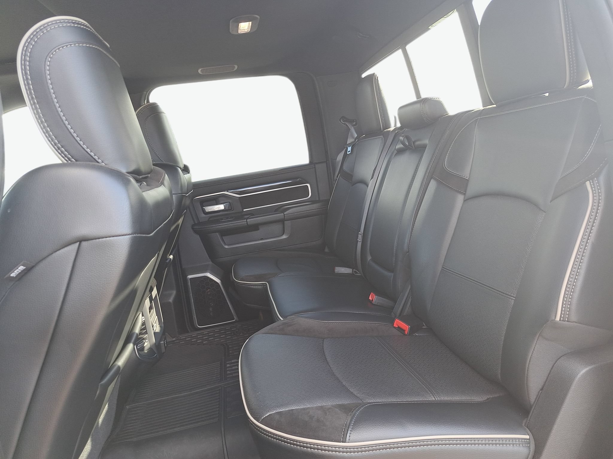 Used 2020 RAM 3500 Laramie w/ Night Edition AWD/4WD image 14