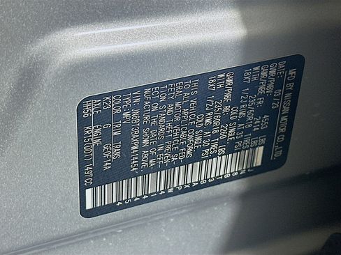 Used 2023 Nissan Rogue SV FWD image 12