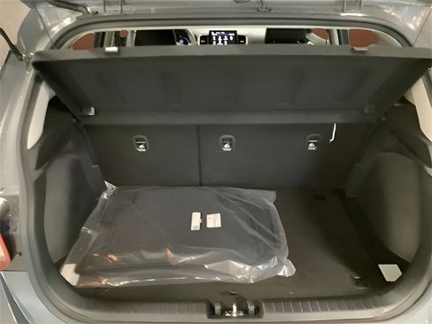 Used 2025 Hyundai Venue SEL image 36