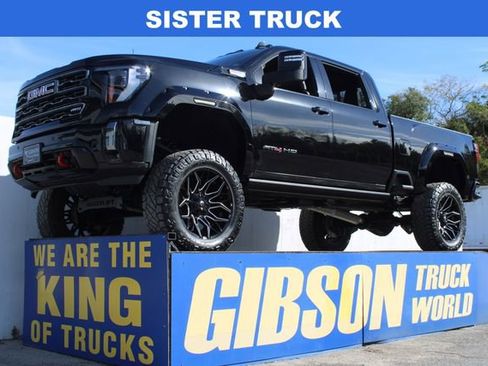 Used 2025 GMC Sierra 2500 AT4 w/ AT4 Premium Plus Package image 1