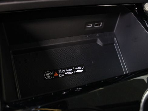 New 2026 GMC Yukon XL AT4 w/ AT4 Premium Plus Package image 53