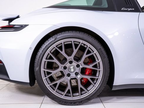 Used 2026 Porsche 911 Targa 4S w/ Premium Package AWD/4WD image 15