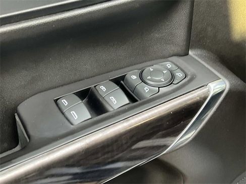 Used 2019 Chevrolet Silverado 1500 LTZ w/ LTZ Plus Package image 17