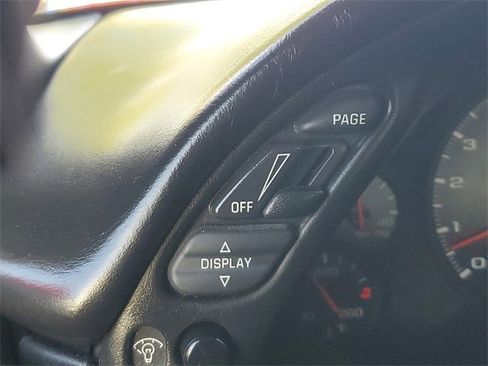 Used 2002 Chevrolet Corvette Coupe w/ Preferred Equipment Group2 image 18