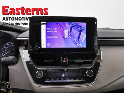 Used 2024 Toyota Corolla LE FWD image 11