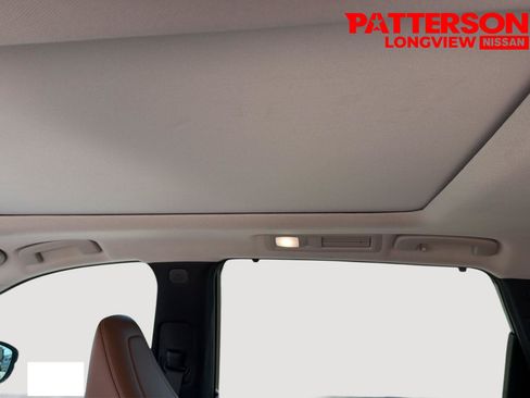 Used 2023 INFINITI QX60 Sensory w/ Cargo Package FWD image 7