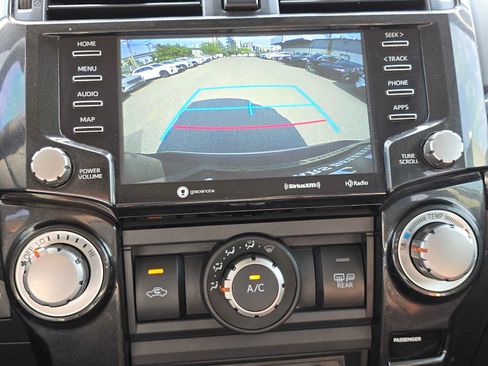 Used 2023 Toyota 4Runner TRD Off-Road Premium w/ Moonroof Package AWD/4WD image 26