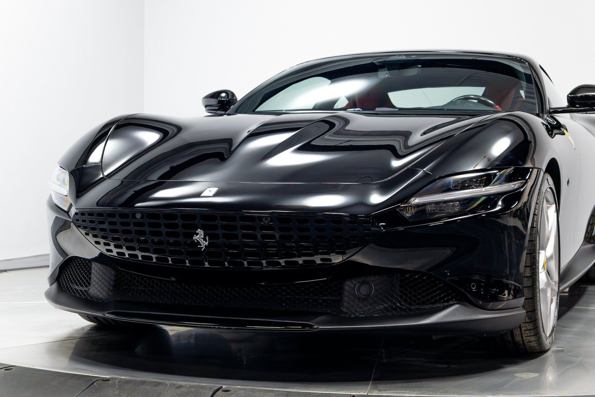 Used 2022 Ferrari Roma RWD image 84