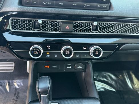 Certified 2022 Honda Civic Sport image 29