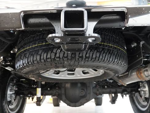 New 2026 Chevrolet Silverado 3500 LT image 9