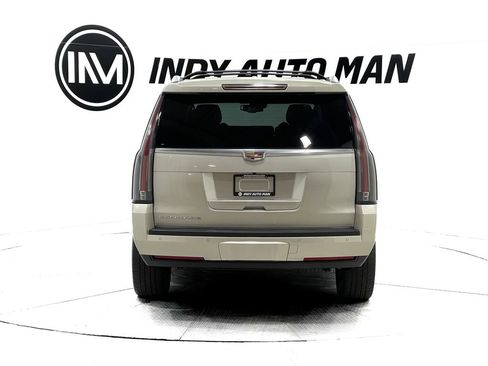 Used 2016 Cadillac Escalade Premium image 5