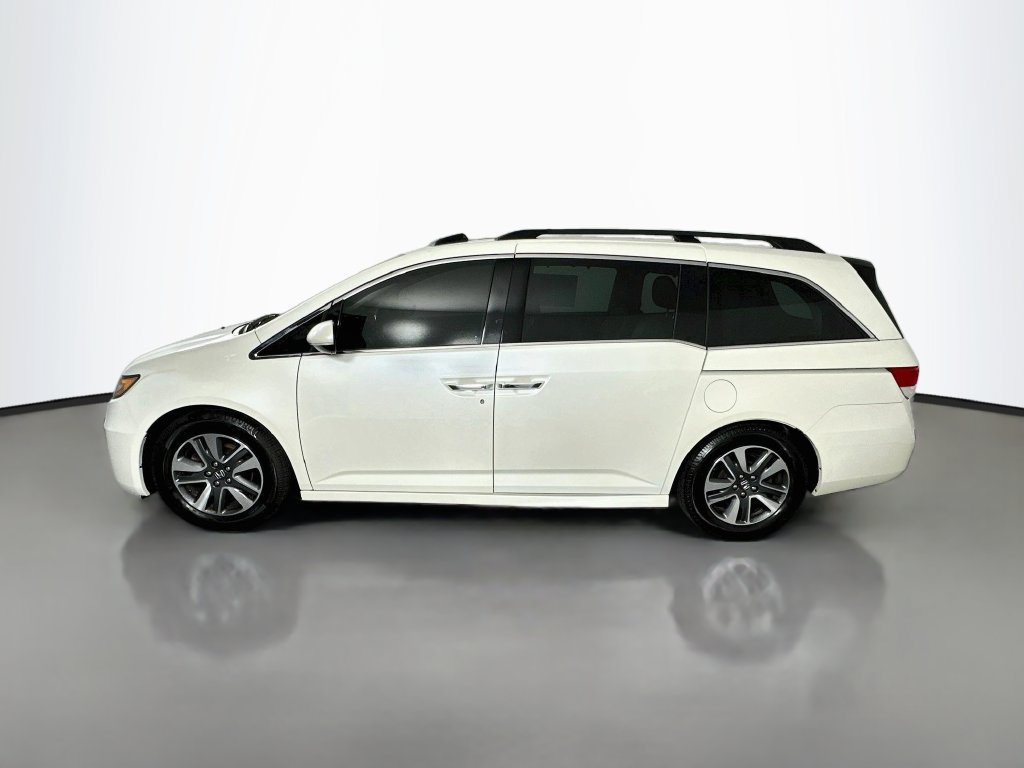 Used 2016 Honda Odyssey Touring Elite image 4