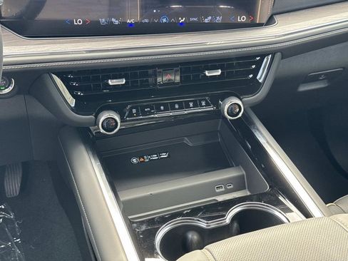 New 2026 Chevrolet Tahoe Premier image 15