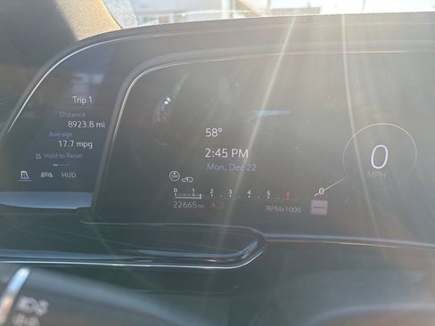 Used 2024 Cadillac Escalade Sport w/ LPO, ONYX Package image 9