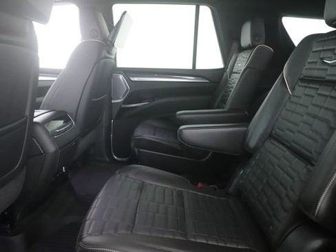 Used 2026 Cadillac Escalade V w/ LPO, ONYX Package AWD/4WD image 29