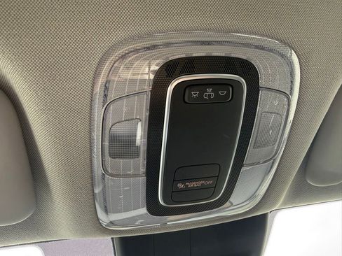 Used 2023 Hyundai Elantra SE w/ Preferred Accessory Package FWD image 33