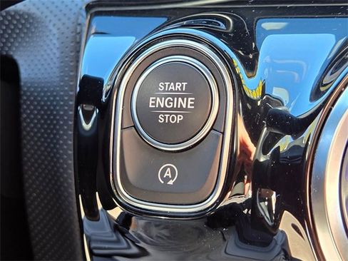 Used 2021 Mercedes-Benz A 220 image 33
